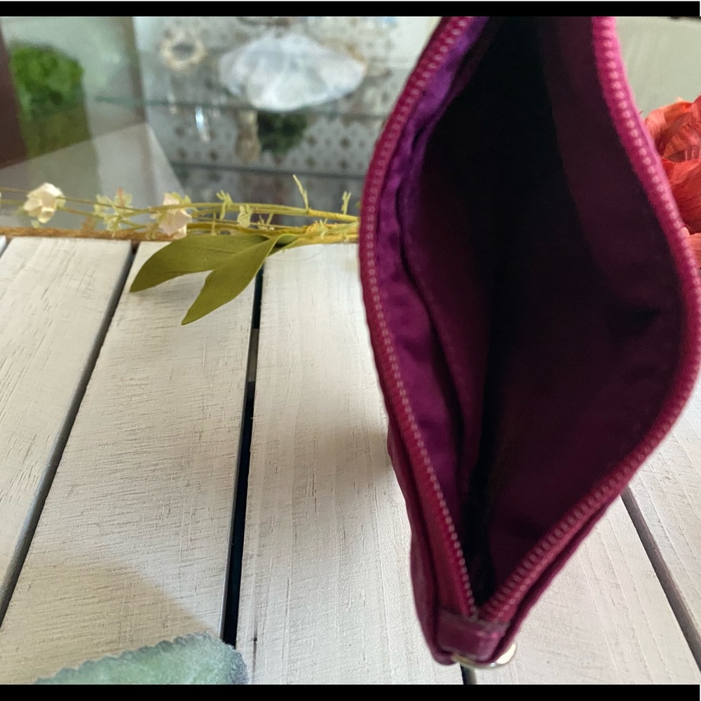 Coach mini change purse. - Picture 4 of 5